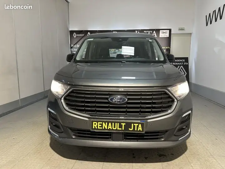 Ford Tourneo 2023 photo 2