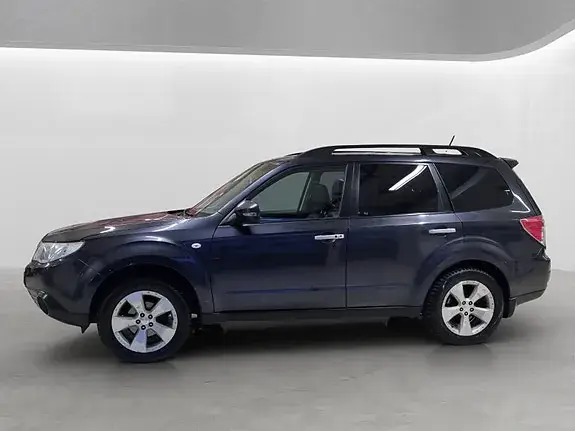 Subaru Forester 2011 photo 4