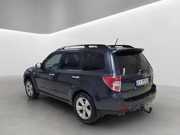 Subaru Forester 2011 photo 3