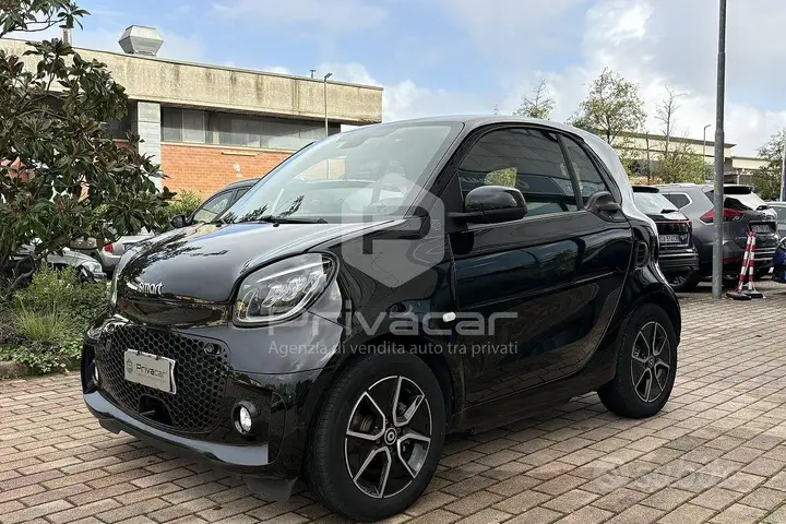 Smart Fortwo 2023 photo 3