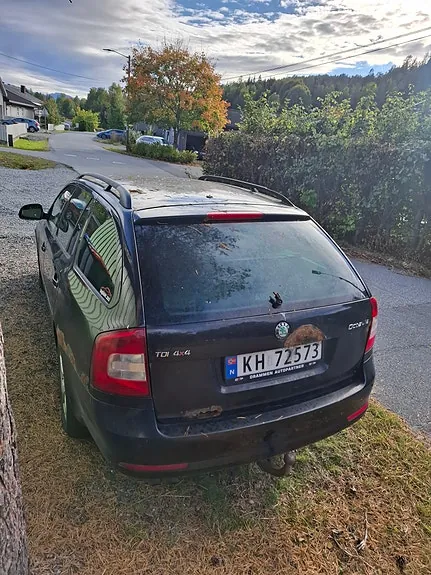 Skoda Octavia 2011 photo 3