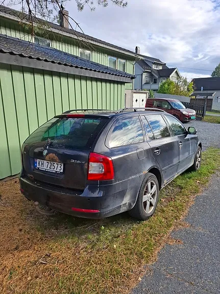 Skoda Octavia 2011 photo 4