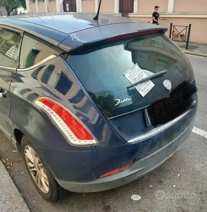 Lancia Delta 2011 photo 3