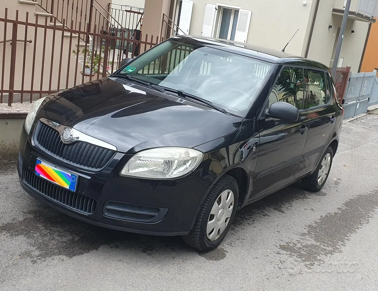 Skoda Fabia 2008 photo 2