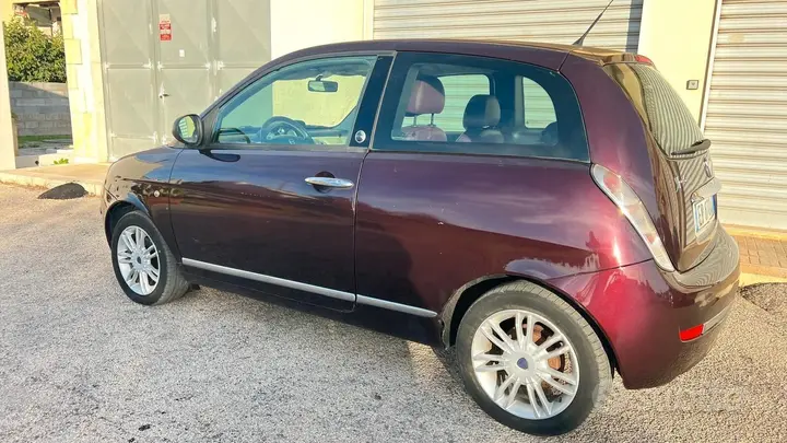 Lancia Ypsilon 2010 photo 5