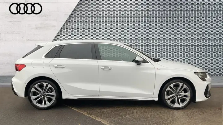 Audi A3 2026 photo 4