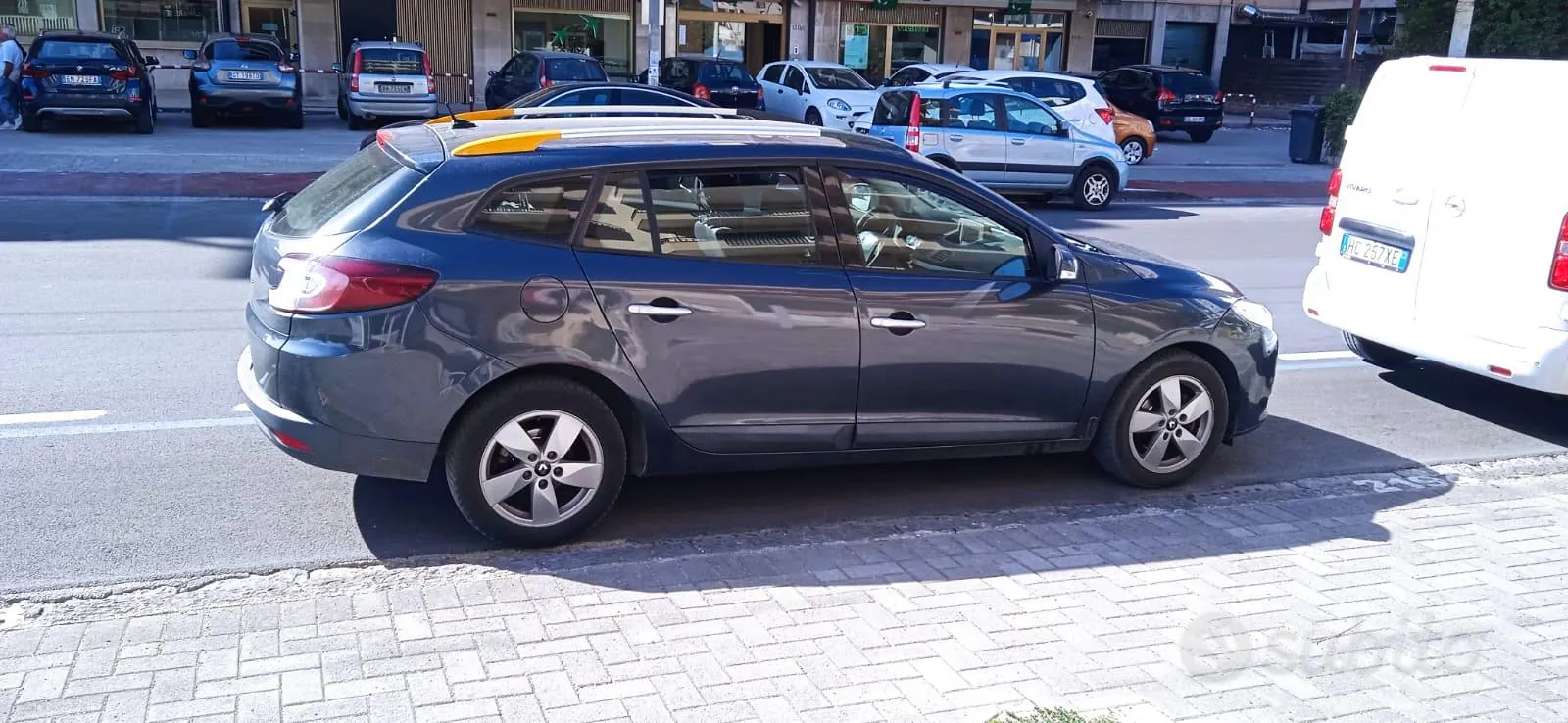 Renault Megane 2010 photo 4
