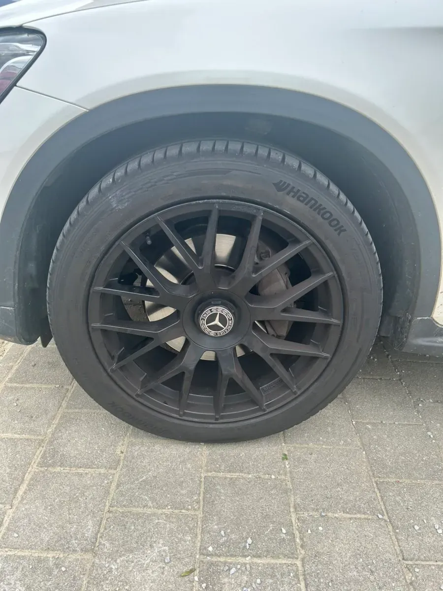 Mercedes-Benz Glc 2019 photo 3