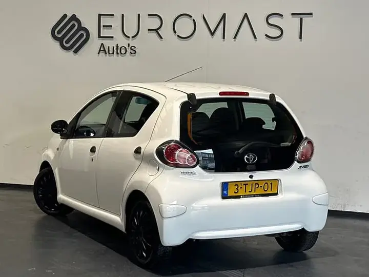 Toyota Aygo 2014 photo 3
