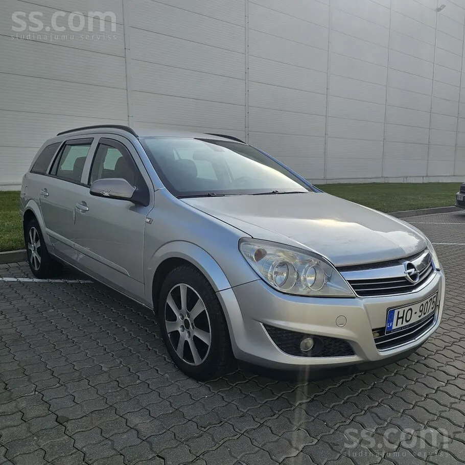 Opel Astra 2008 photo 3
