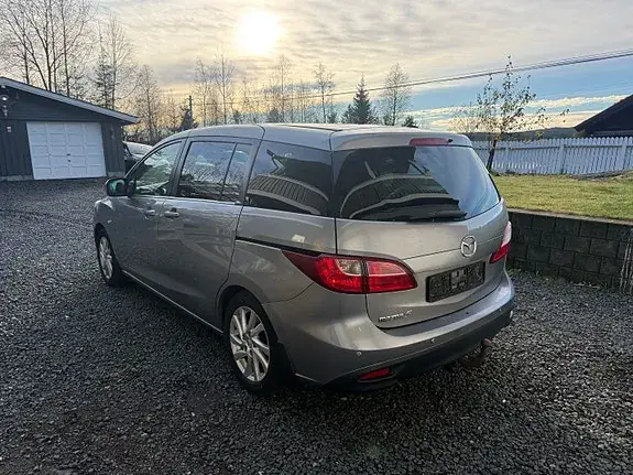 Mazda 5 2011 photo 3