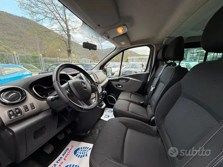 Renault Trafic 2019 photo 5