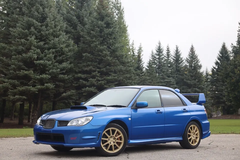 Subaru Wrx Sti 2005 photo 2