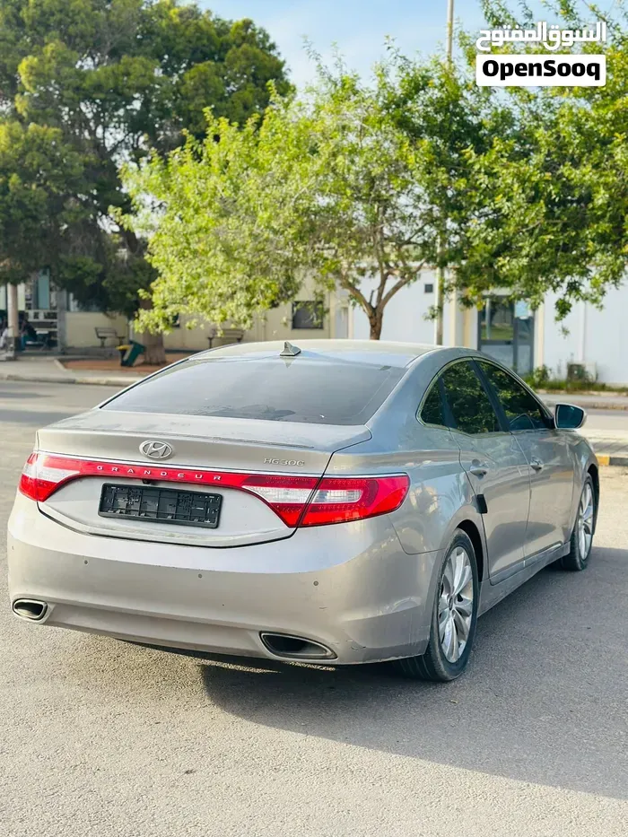 Hyundai Azera