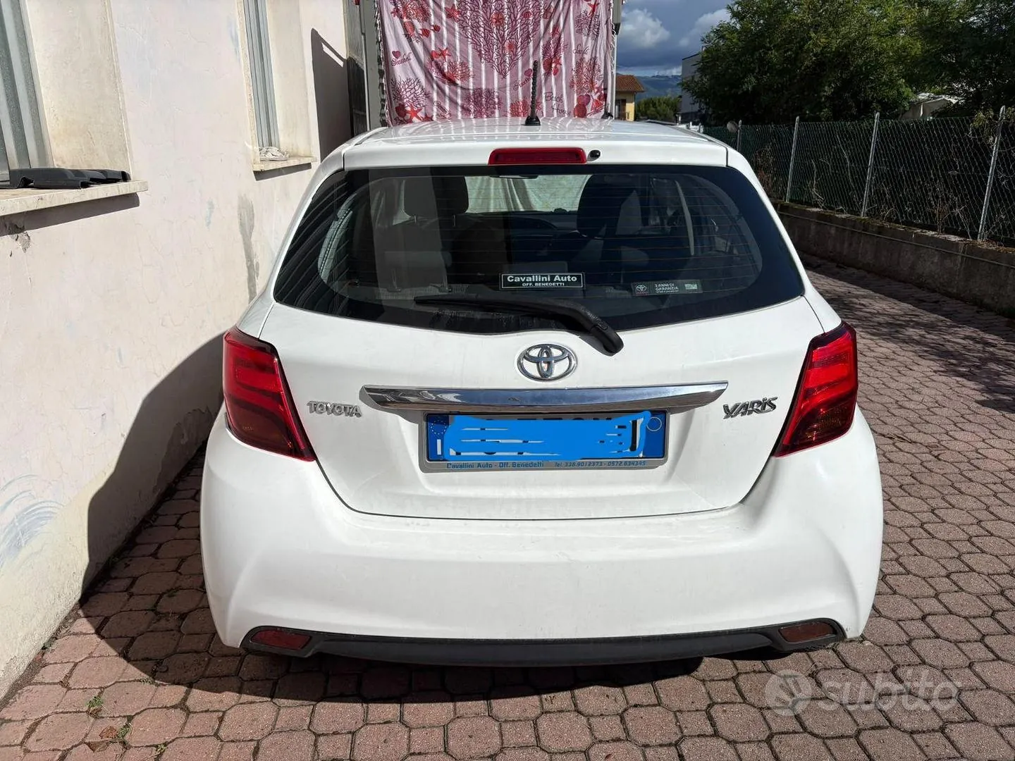 Toyota Yaris 2017 photo 2
