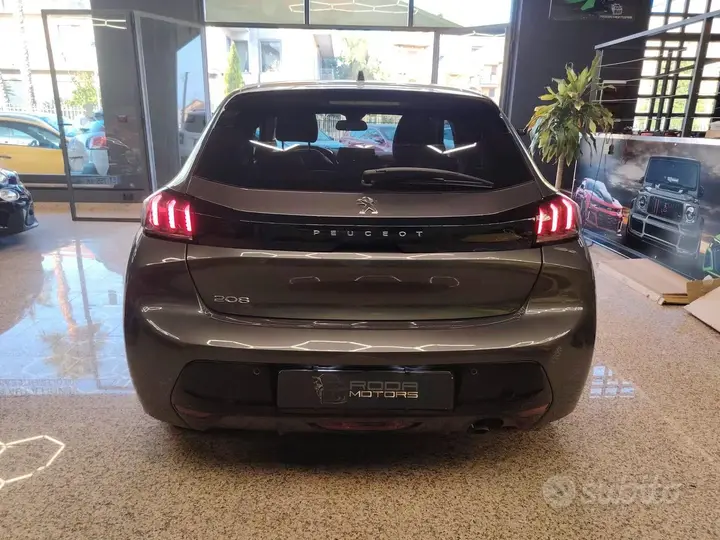 Peugeot 208 2022 photo 5