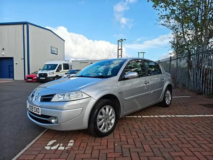 Renault Megane 2009 photo 3