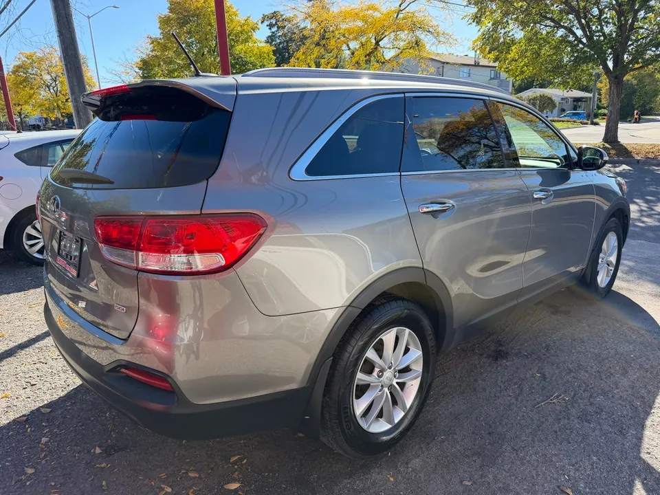 Kia Sorento 2016 photo 4