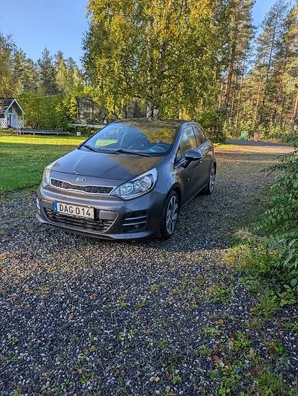 Kia Rio 2015 photo 3