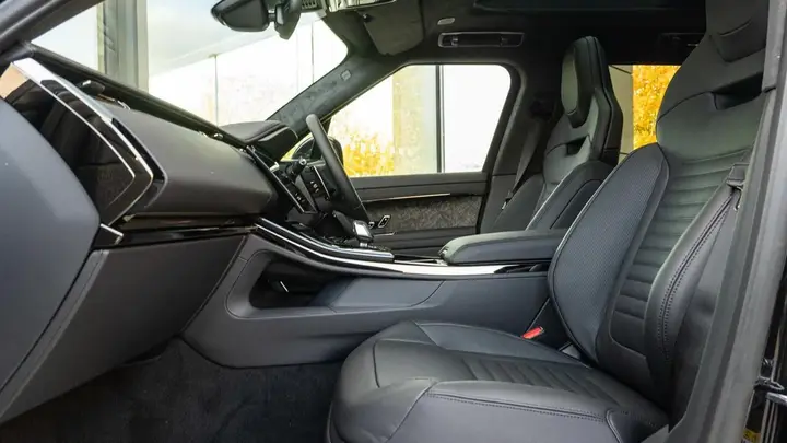 Land Rover Range Rover Sport 2026 photo 3