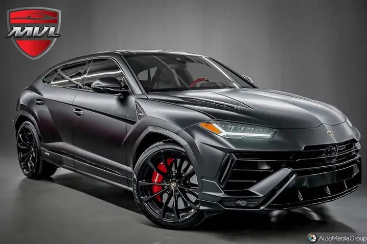 Lamborghini Urus 2024 photo 2