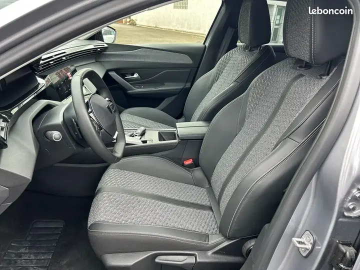 Peugeot 308 2026 photo 3