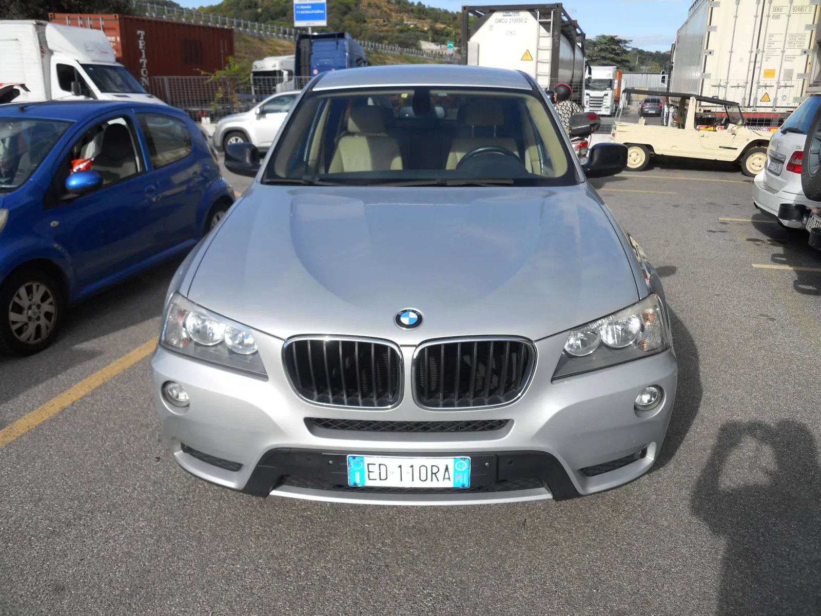 BMW X3 2010 photo 2