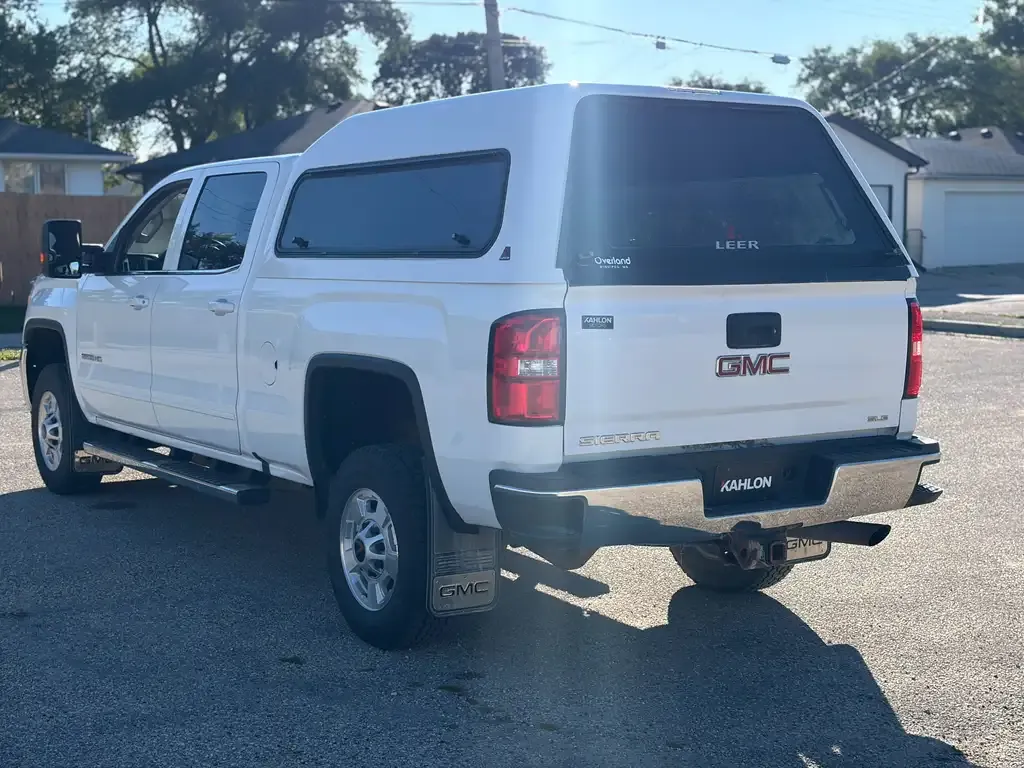 GMC Sierra 2500Hd 2017 photo 2