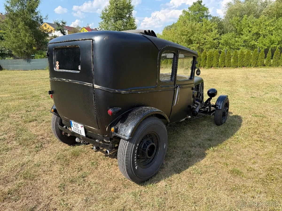 Ford Model A 1932 photo 5
