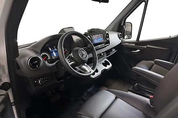 Mercedes-Benz Sprinter 2027 photo 5
