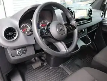 Mercedes-Benz Sprinter 2024 photo 3