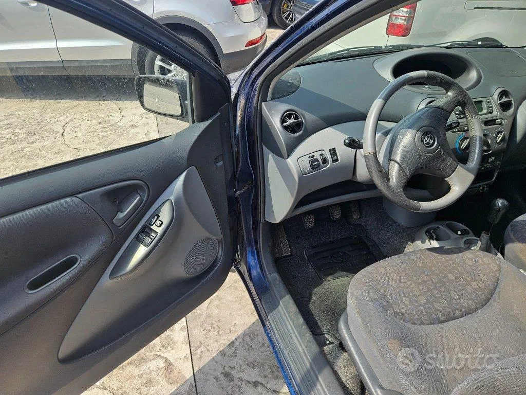 Toyota Yaris 2002 photo 5