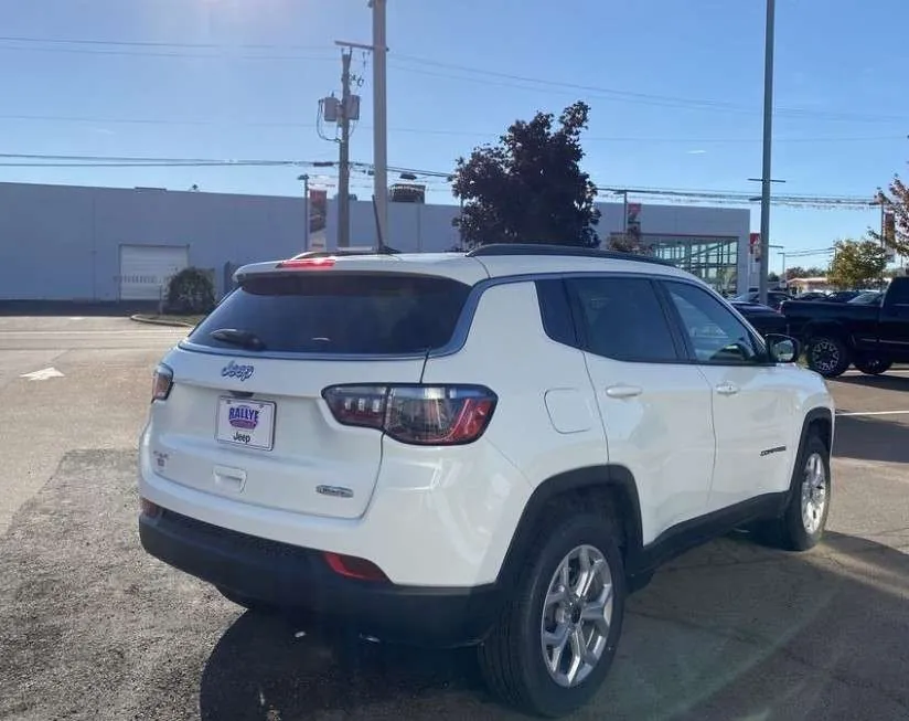 Jeep Compass 2026 photo 3