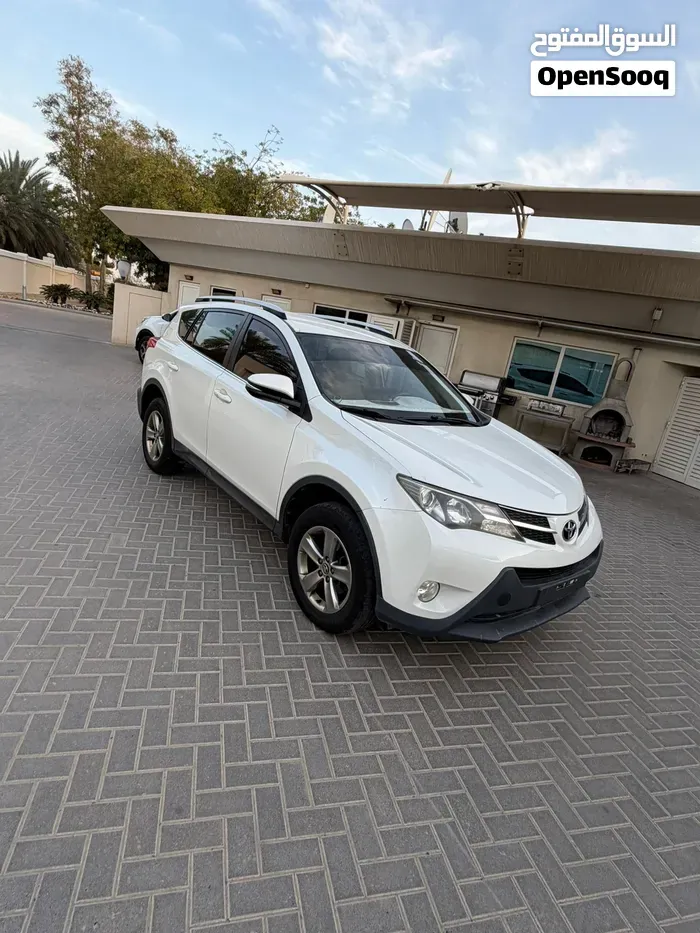 Toyota Rav 4 2015 photo 3