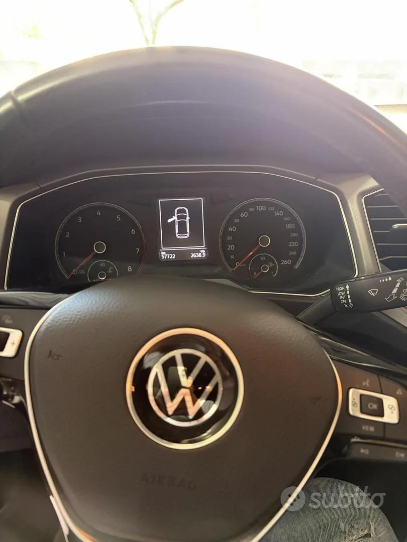 Volkswagen T-Roc 2022 photo 5