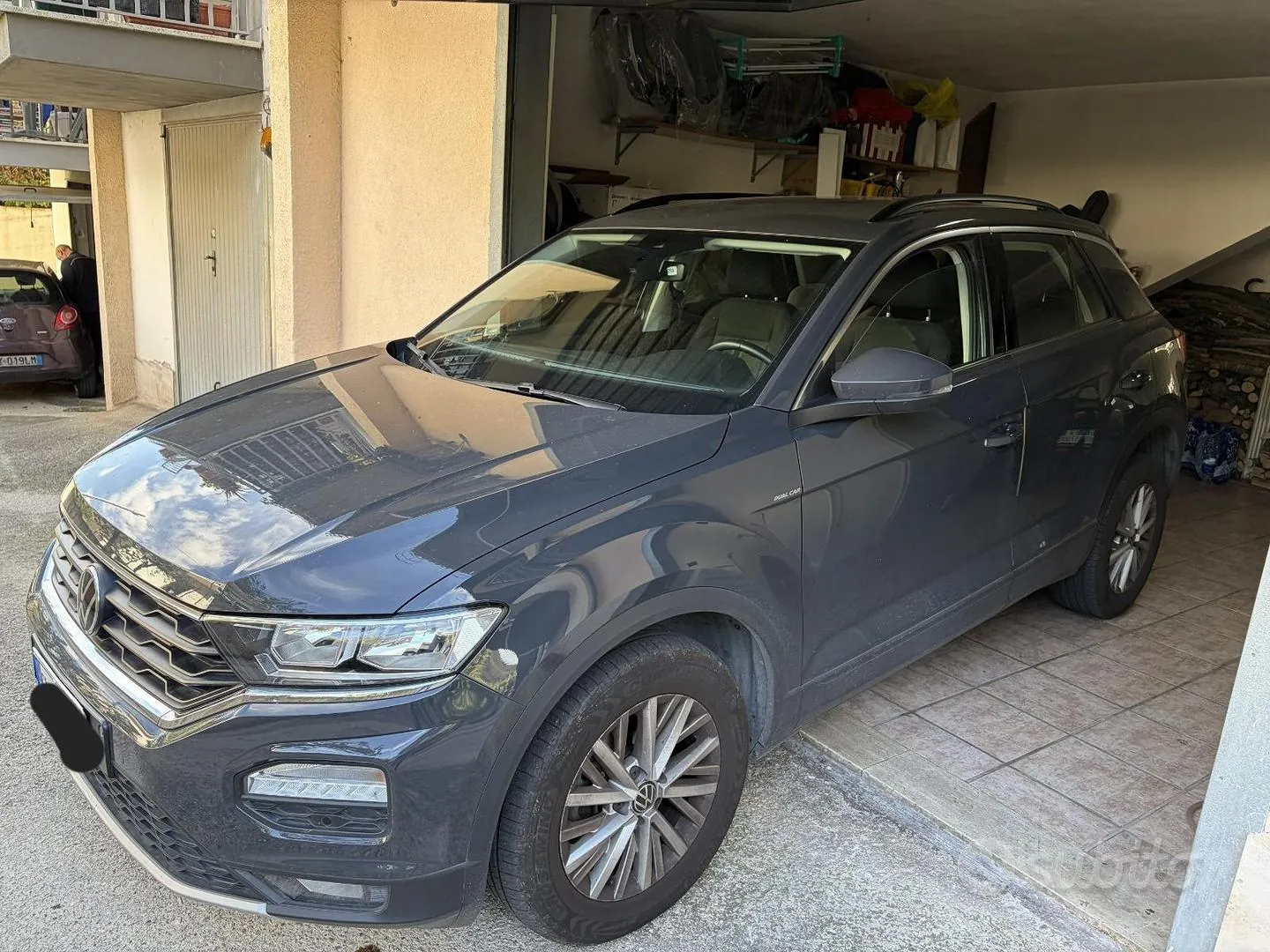 Volkswagen T-Roc 2022 photo 2