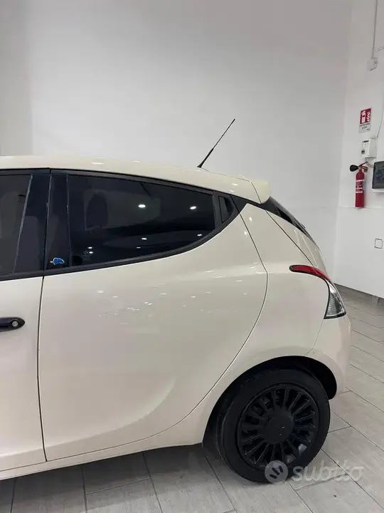 Lancia Ypsilon 2019 photo 5