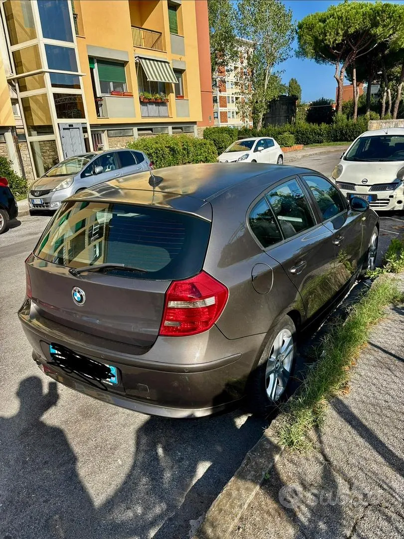 BMW 1 Series 2009 photo 4