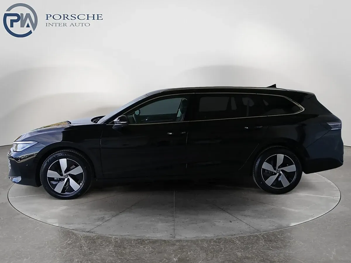Volkswagen Passat 2026 photo 2