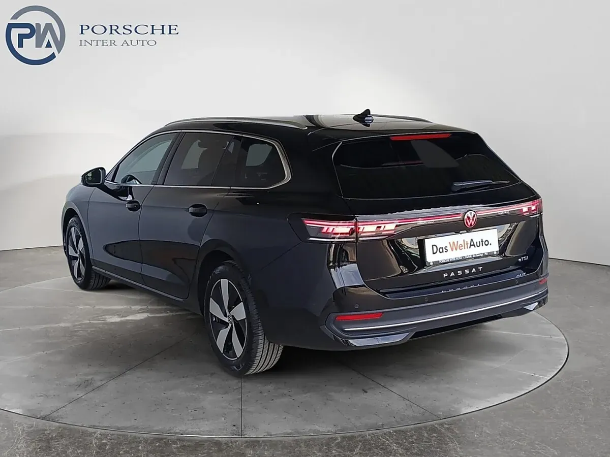 Volkswagen Passat 2026 photo 3