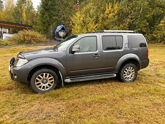 Nissan Pathfinder 2012 photo 4