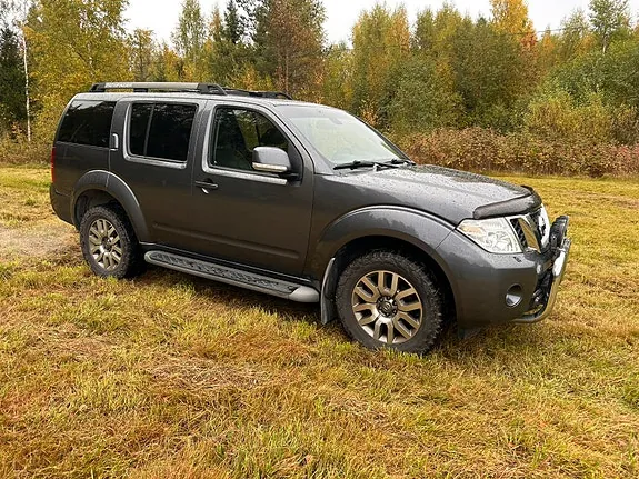 Nissan Pathfinder 2012 photo 3