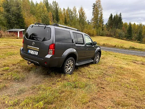 Nissan Pathfinder 2012 photo 5