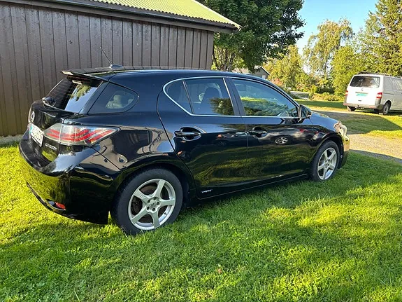 Lexus Ct200H 2012 photo 4