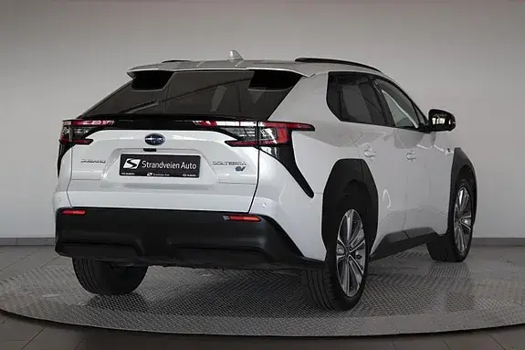 Subaru Solterra 2023 photo 5