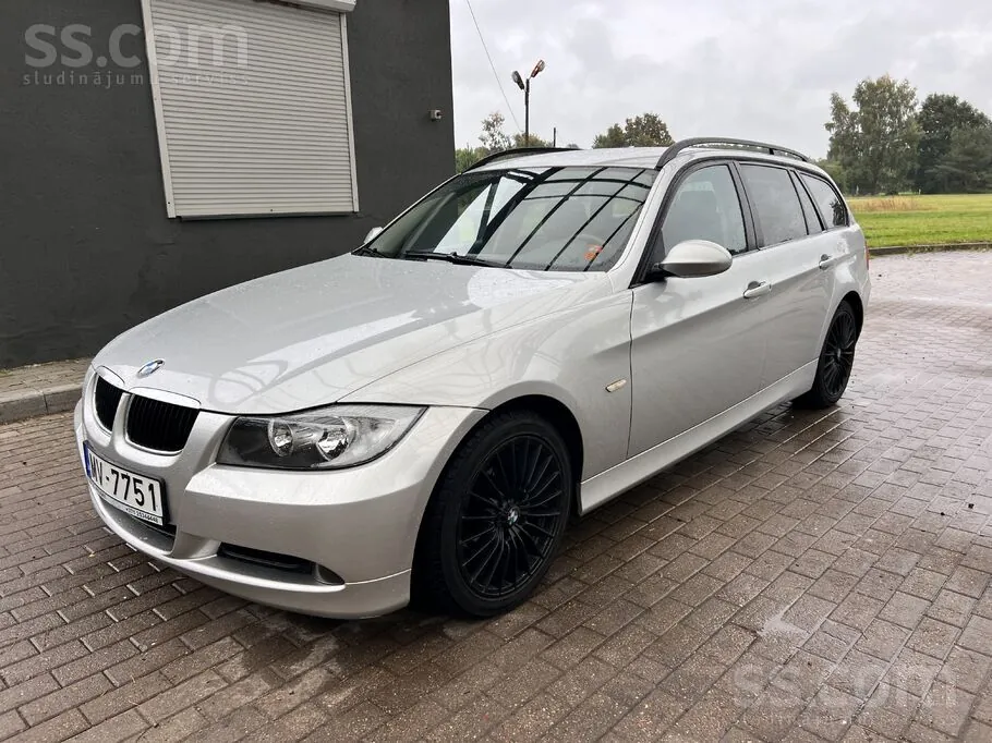 BMW 320