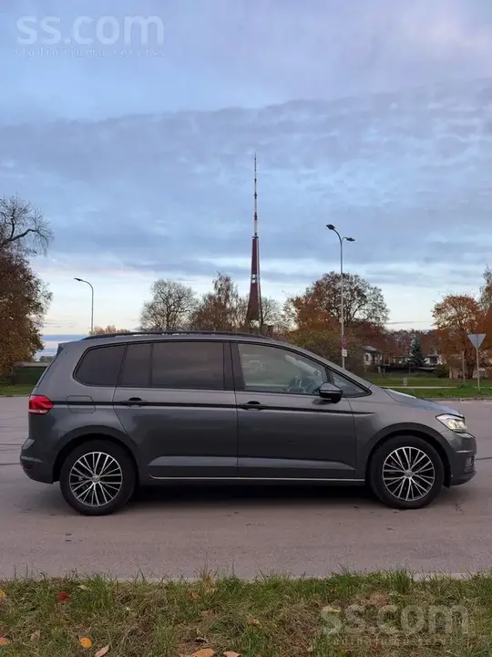 Volkswagen Touran 2019 photo 4