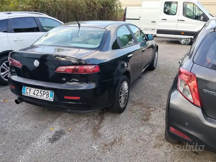 Alfa Romeo 159 2005 photo 4