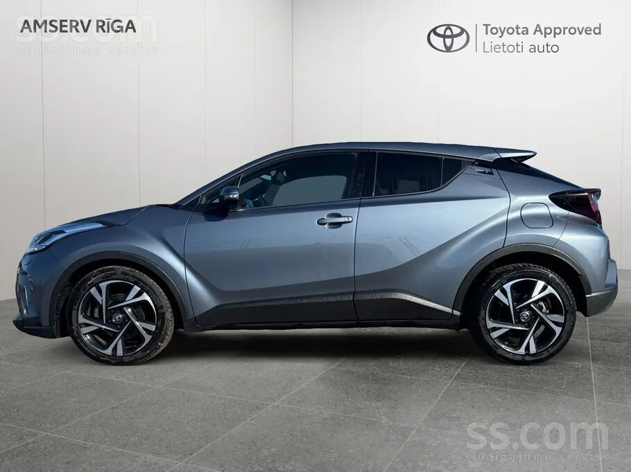 Toyota C-Hr 2023 photo 3