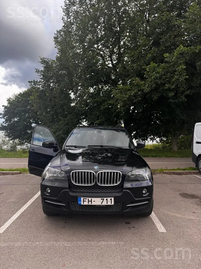 BMW X5 2007 photo 2